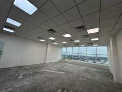 Square 2/novena Medical Center (D11), Retail #455104051